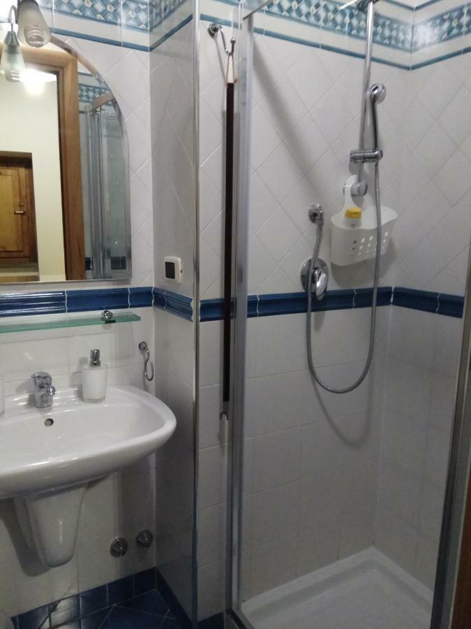 Bed and Breakfast Amalfitani Salerno Centro Exterior foto